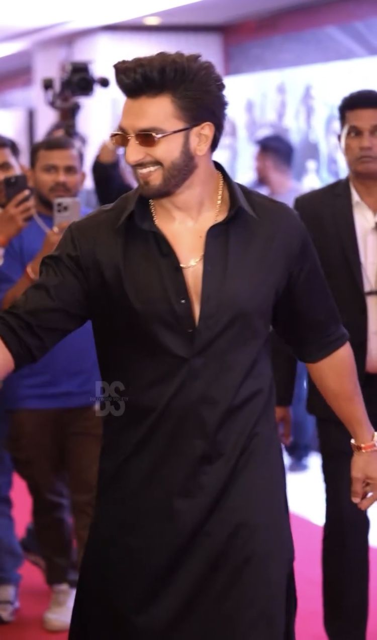 Armani Black Kurta Set – Ranveer Singh Edition